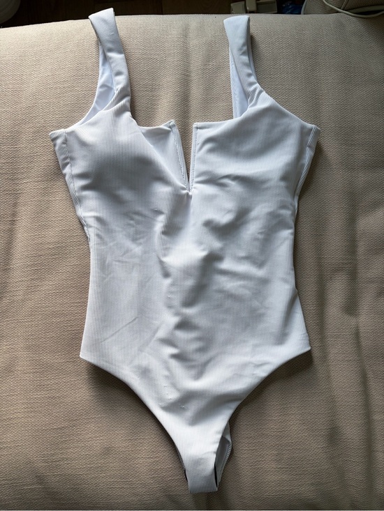 Beach Riot Other - Beach Riot Tropez White Ribbed V-Plunge One-Piece Swimsuit